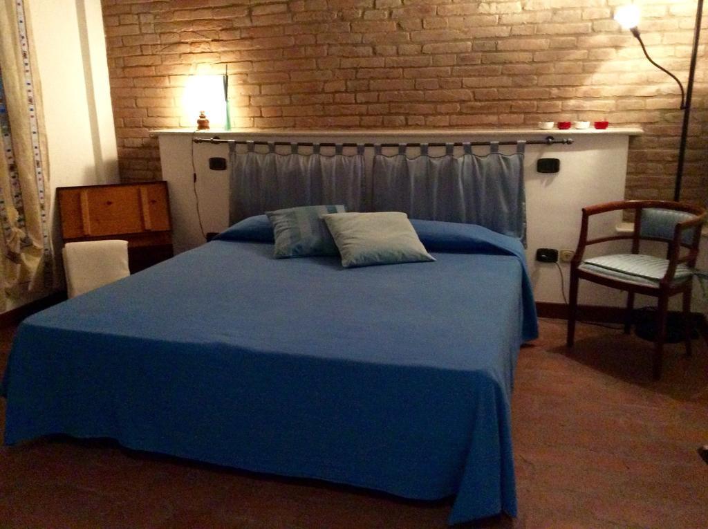 Corte Dossello Massa Fiscaglia Room photo
